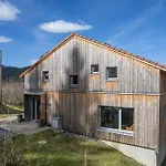 Шале L'urson, Spacieux, Jacuzzi, Hammam Et Sauna Жерарме