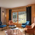 L'urson, Spacieux, Jacuzzi, Hammam Et Sauna Chalé