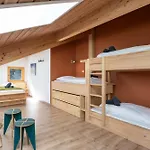 L'urson, Spacieux, Jacuzzi, Hammam Et Sauna Chalé