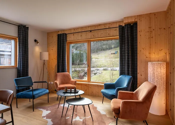 L'urson, Spacieux, Jacuzzi, Hammam Et Sauna Chalet